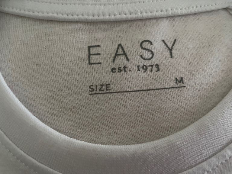 Men’s BNWT T-Shirt - Size medium