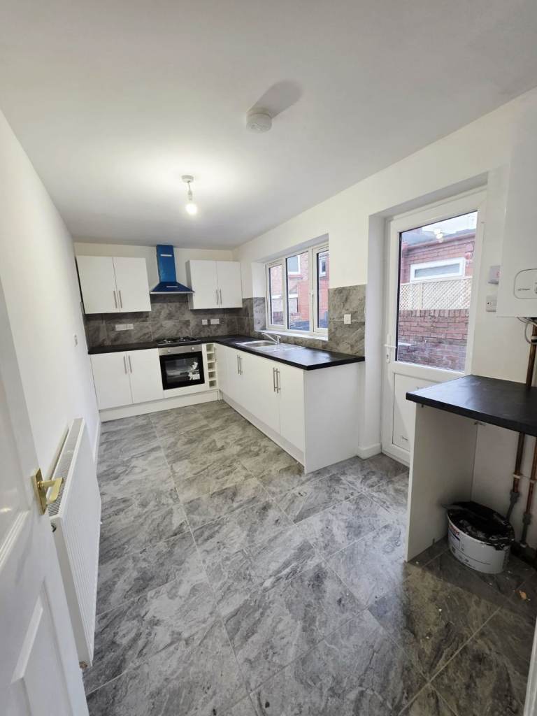 3 Bedroom house for rent in DH4