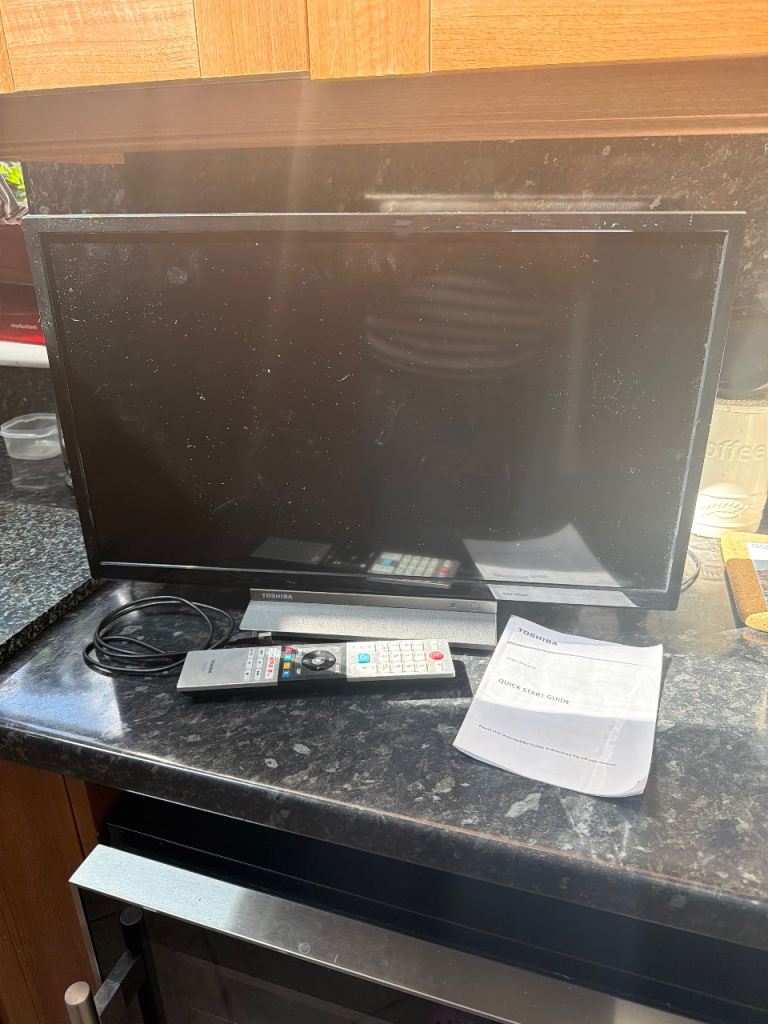 Toshiba smart 24” tv
