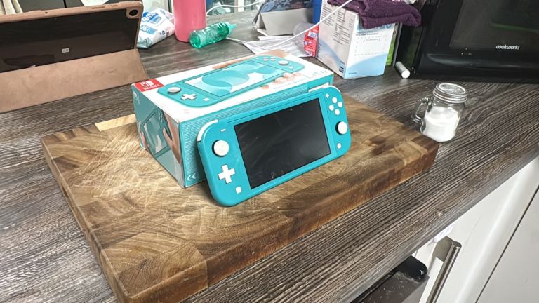 Nintendo Switch Lite Console - Turquoise Blue, As Good As New