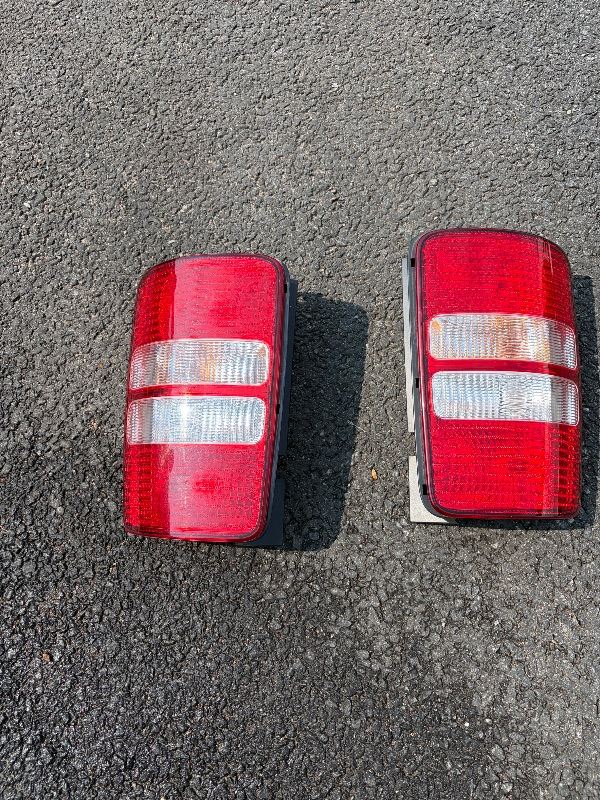 VW Caddy tail lights