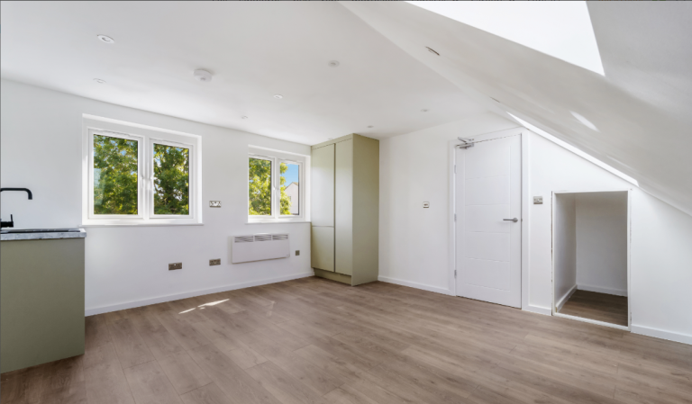 New Build in TW13 6QH - Company Let Welcome