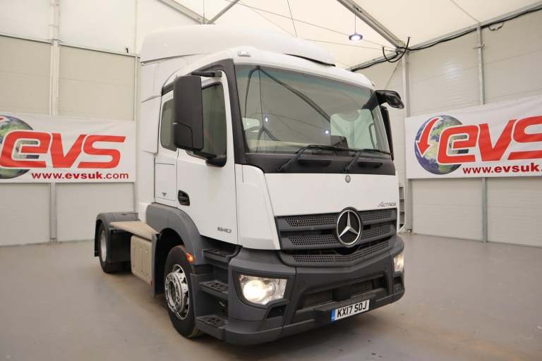2017 (17 PLATE) Mercedes Benz Actros 1840 4x2 Euro 6 Tractor Units