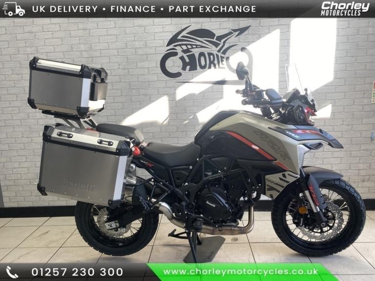 Benelli	TRK 702 **FREE LUGGAGE**  New Model