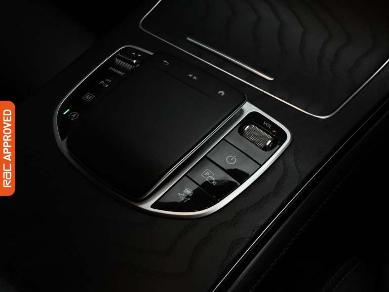 2020 Mercedes-Benz GLC 2.0 GLC300d AMG Line (Premium) SUV 5dr Diesel G-Tronic+ 4MATIC Euro 6 (s/s...