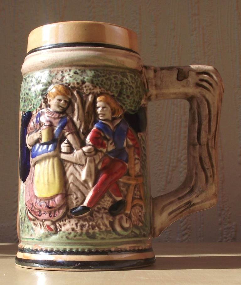 Vintage Small Beer Stein – Glazed Ceramic Tankard/Mug – German-Style Design