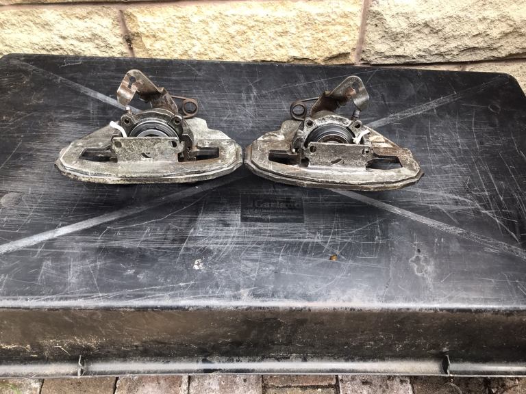 Saab front Brake callipers