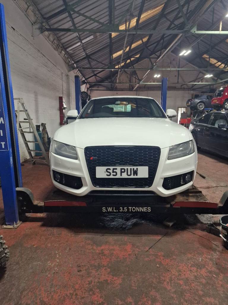 Full spec Audi A5 3.0 V6 TDI Black Edition S-Line QUATTRO (S-Tronic Auto with paddles)