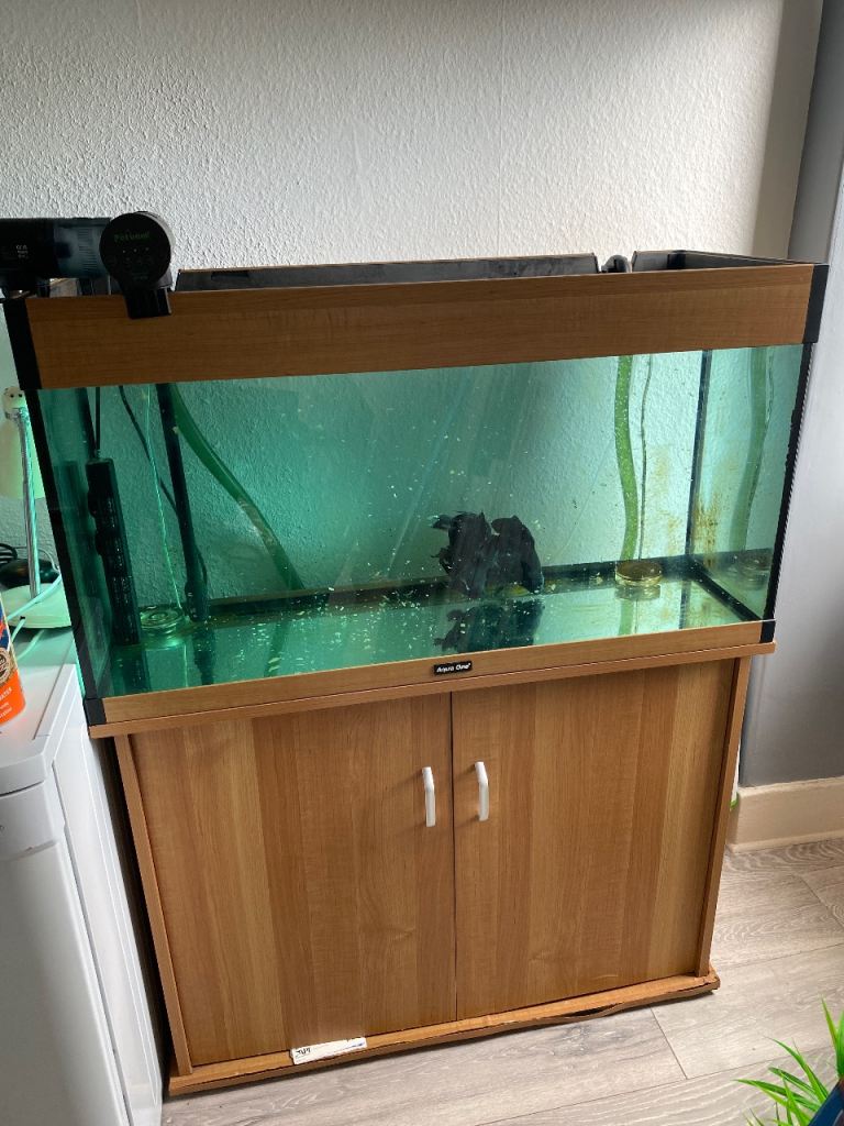 90L Large Fish Tank with Wooden Cabinet - Good Condition