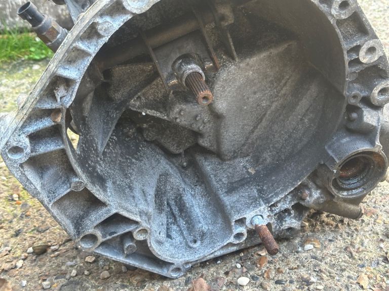 2013/63 Ford KA 1.25 Manual gearbox.