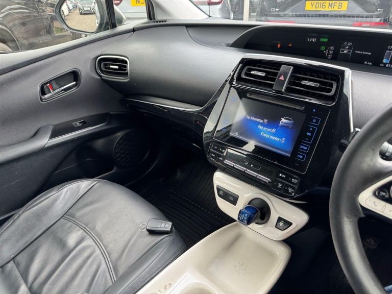 2016 Toyota Prius 1.8 VVT-h Active CVT Euro 6 (s/s) 5dr Hatchback Petrol/Ele Automatic