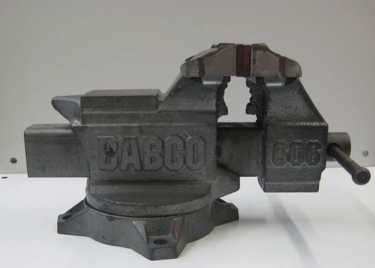 VINTAGE BABCO 606 SWIVEL BENCH VICE. 5" JAWS.