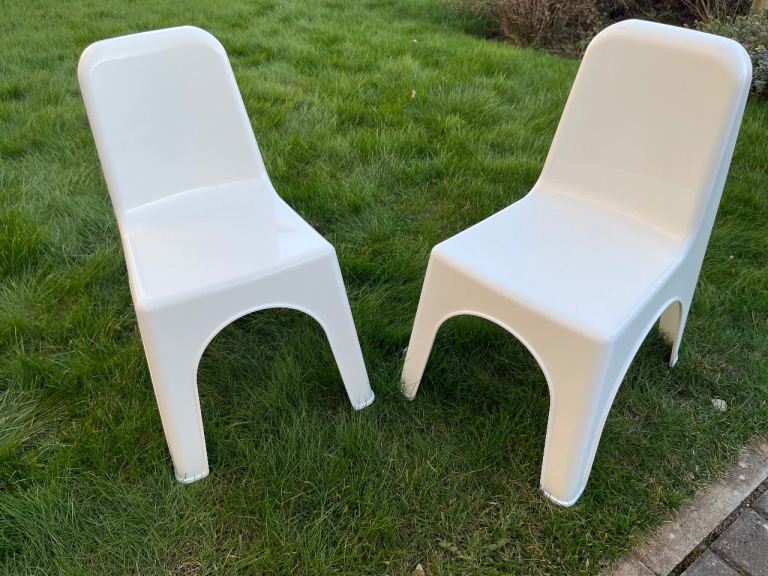 Children’s chairs 