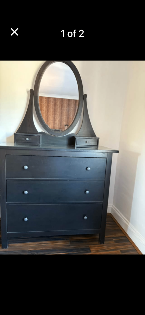 Dressing table