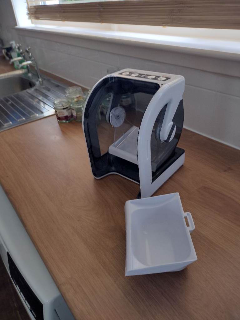 Microchip cat feeder 