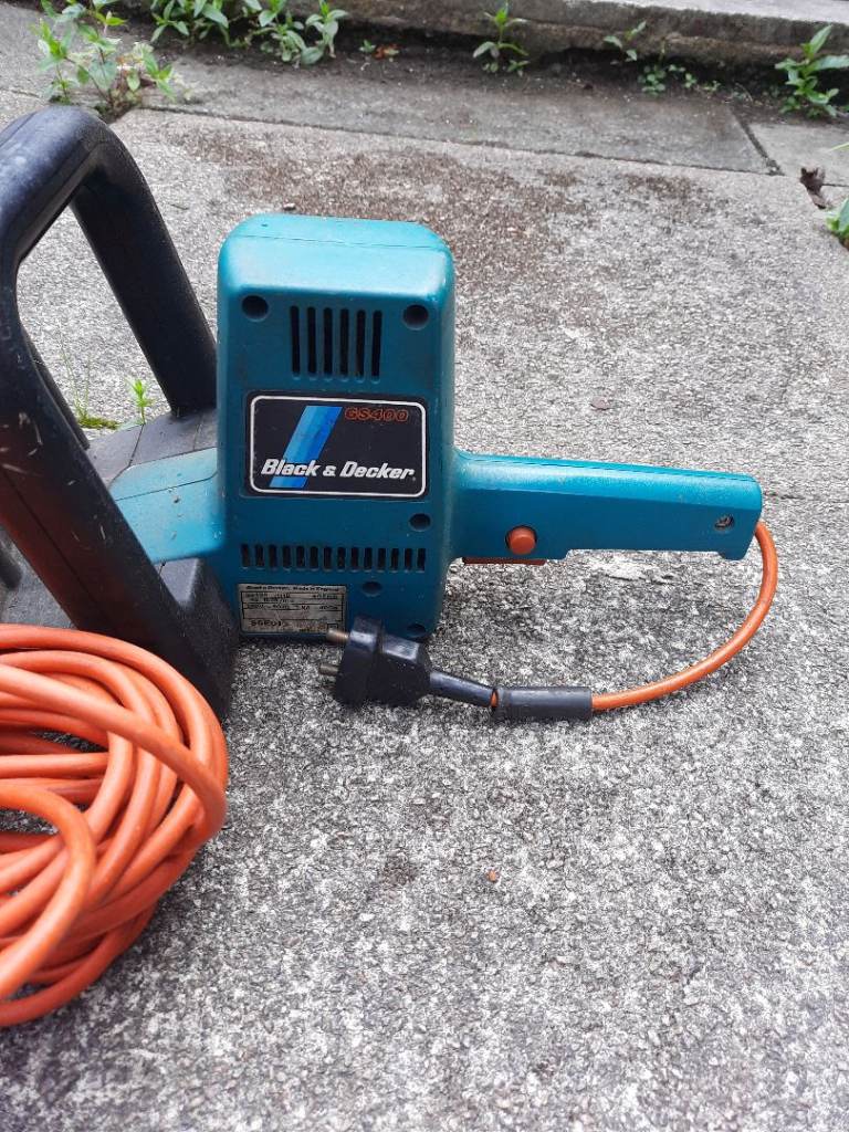 Black & Decker Hedge Trimmer – Good Condition