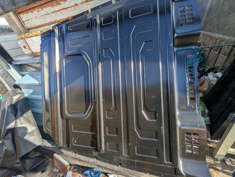 VW Crafter 2025 Bulkhead