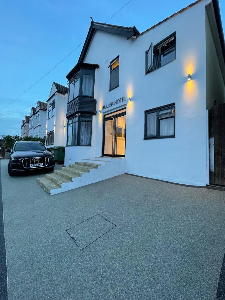 15 bedroom Hotel in Croydon - HMO