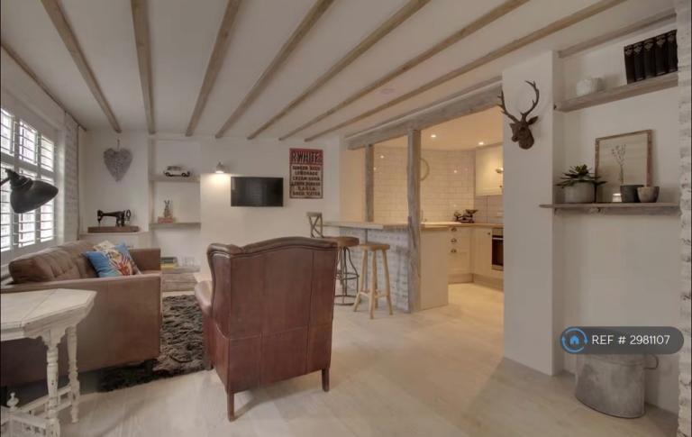 2 bedroom house in High St, Westerham, TN16 (2 bed) (#2981107)
