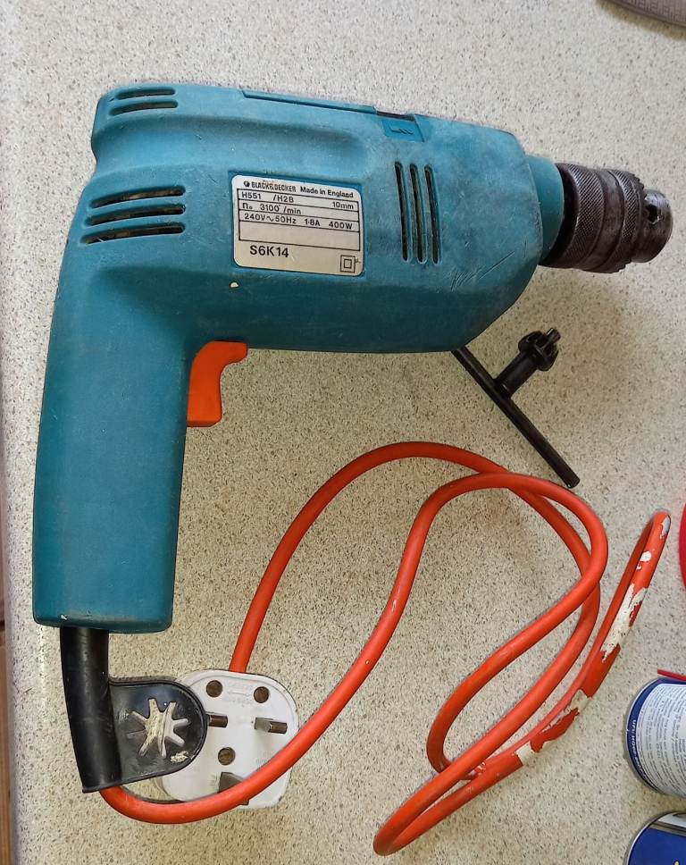 1 Black & Decker Electric Drill
