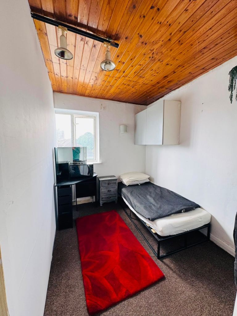 Room to Rent – Excellent Location Near Middlesex University