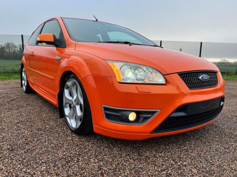 FORD FOCUS 2.5 ST * LOW MILEAGE * FRESH IMPORT *