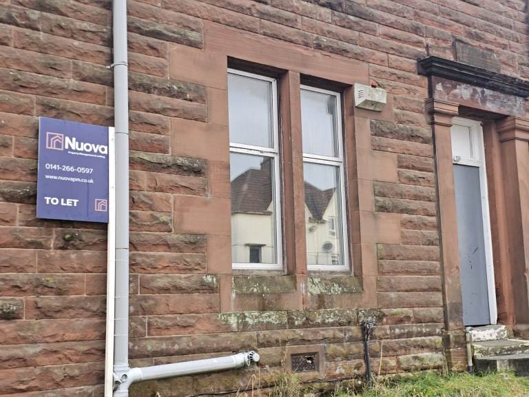 136a Bonnyton Road - FLAT AVAILABLE FOR RENT