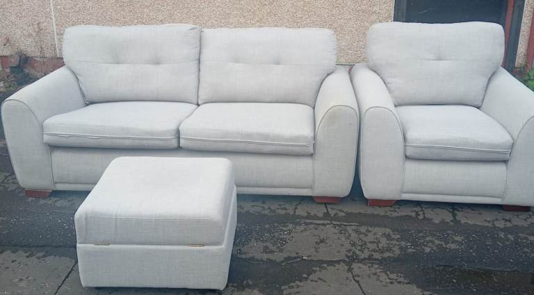 2 seater and 1 seater sofa and centre couch 🛋 