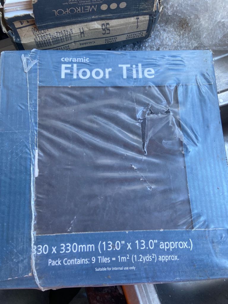 Slate effect ceramic tiles 