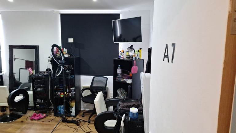 Beautician Studio to Rent in West Norwood, SE27