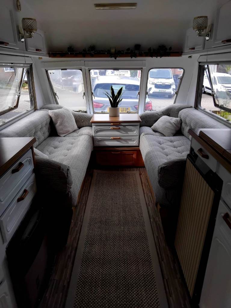 Bailey 1996 Pageant Magenta 2 berth caravan 