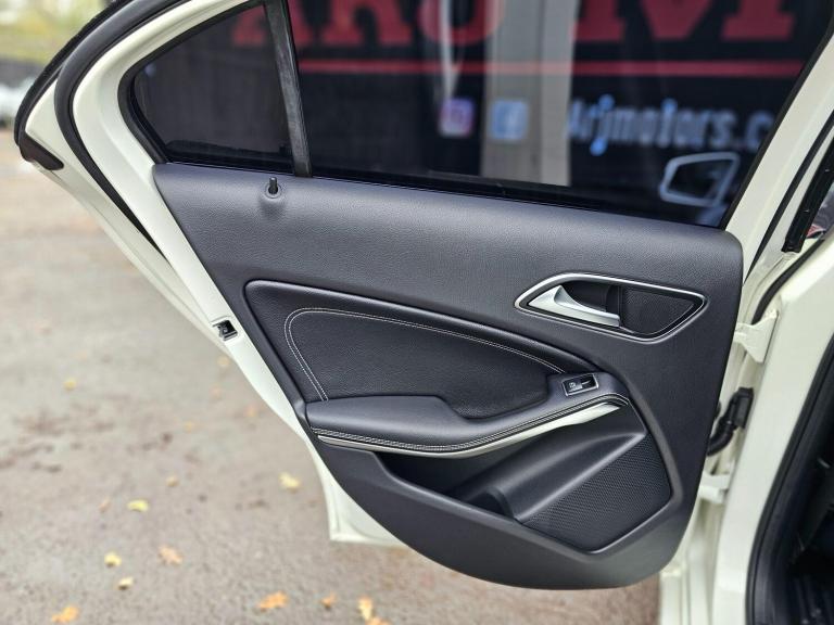 2016 Mercedes-Benz A-Class 1.6 A180 Sport Euro 6 (s/s) 5dr HATCHBACK Petrol Manual