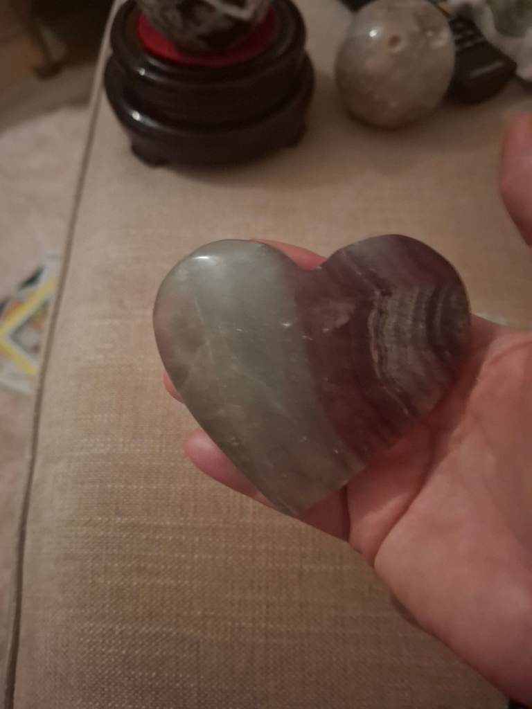 Cyrstal hearts 4 of them great condtion 