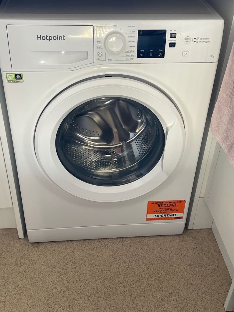Hotpoint Washing Machine 4 years old 