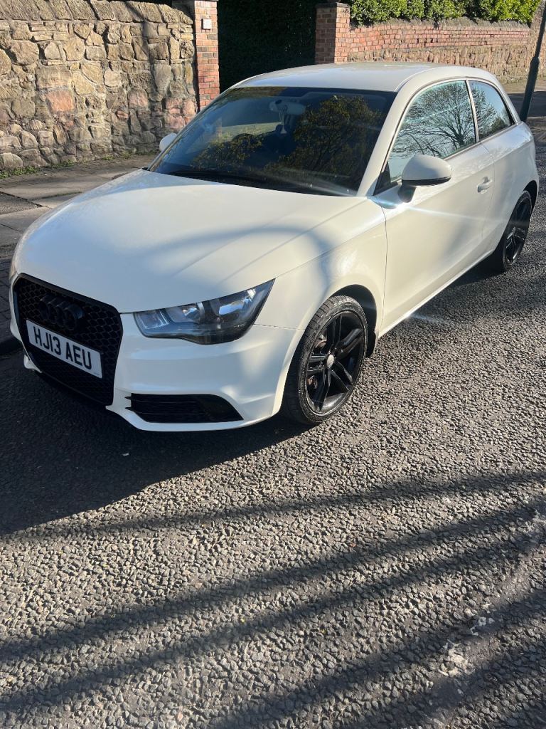  Audi A1 diesel- 1 year mot 