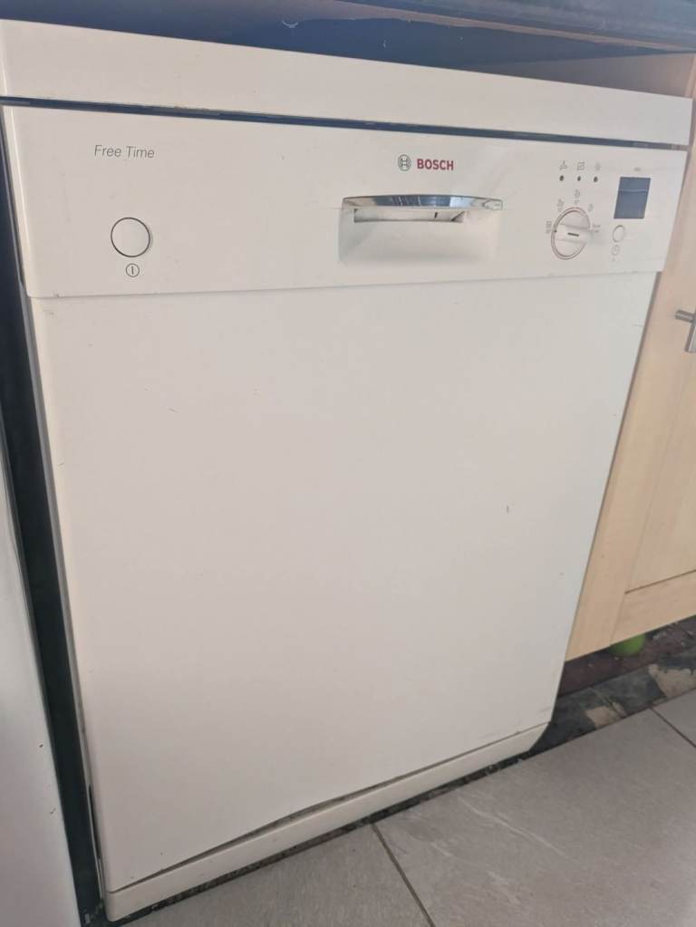 DISH WASHER