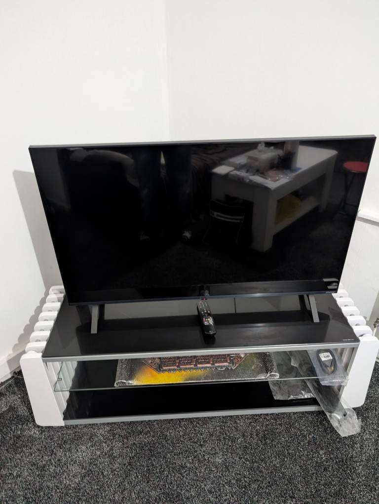 LG 43-inch 4K Smart TV in Good Condition