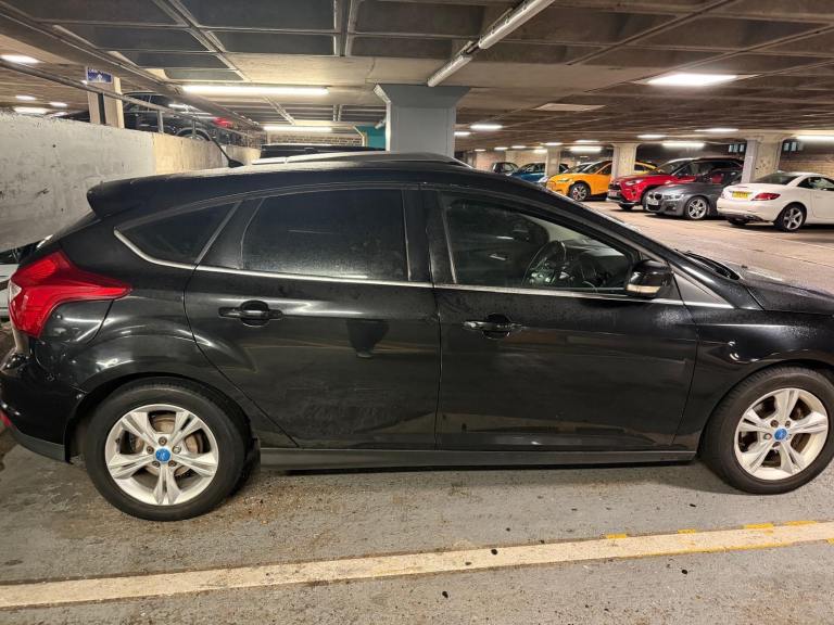 Ford, FOCUS, Hatchback, 2012, Semi-Auto, 1596 (cc), 5 doors