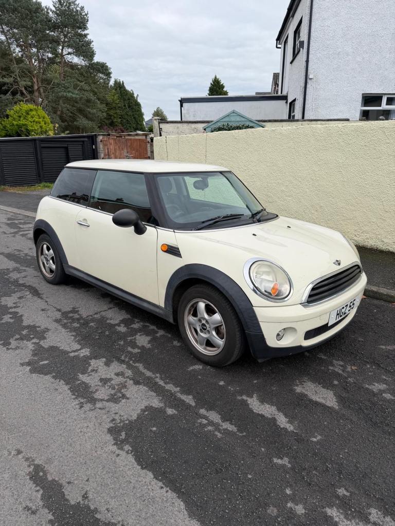 MINI  1   1.6 hatchback 
