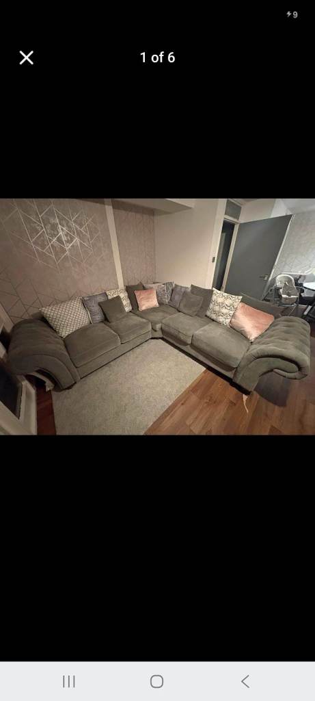 Windsor corner sofa