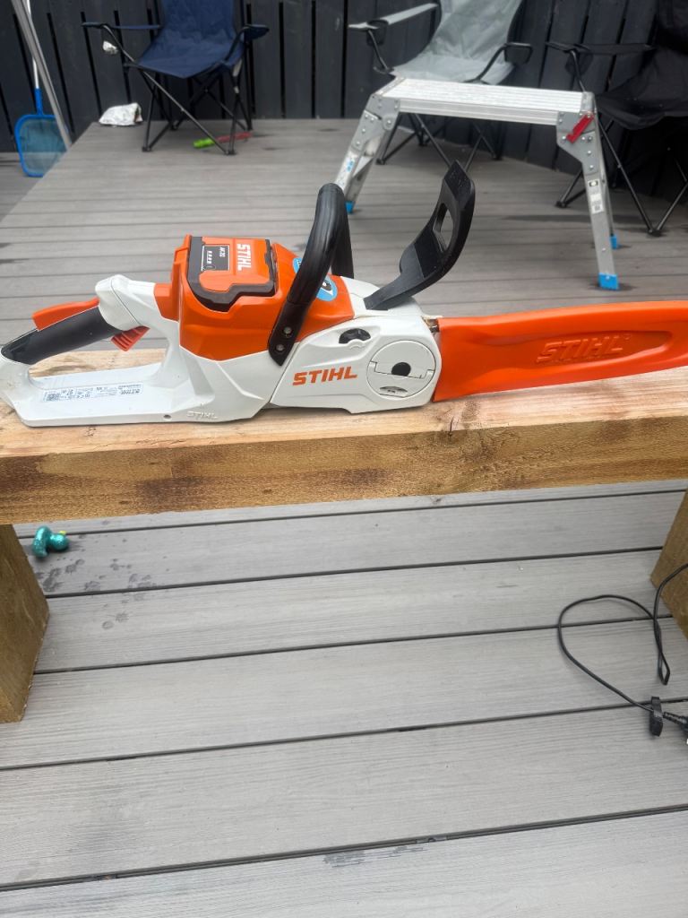 Stihl cordless chainsaw 