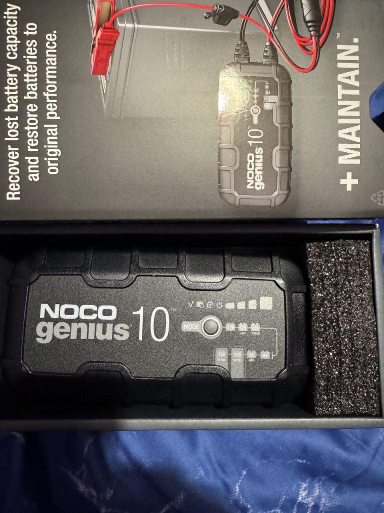 NOCO GENIUS10: 10A 6V/12V Smart Battery Charger
