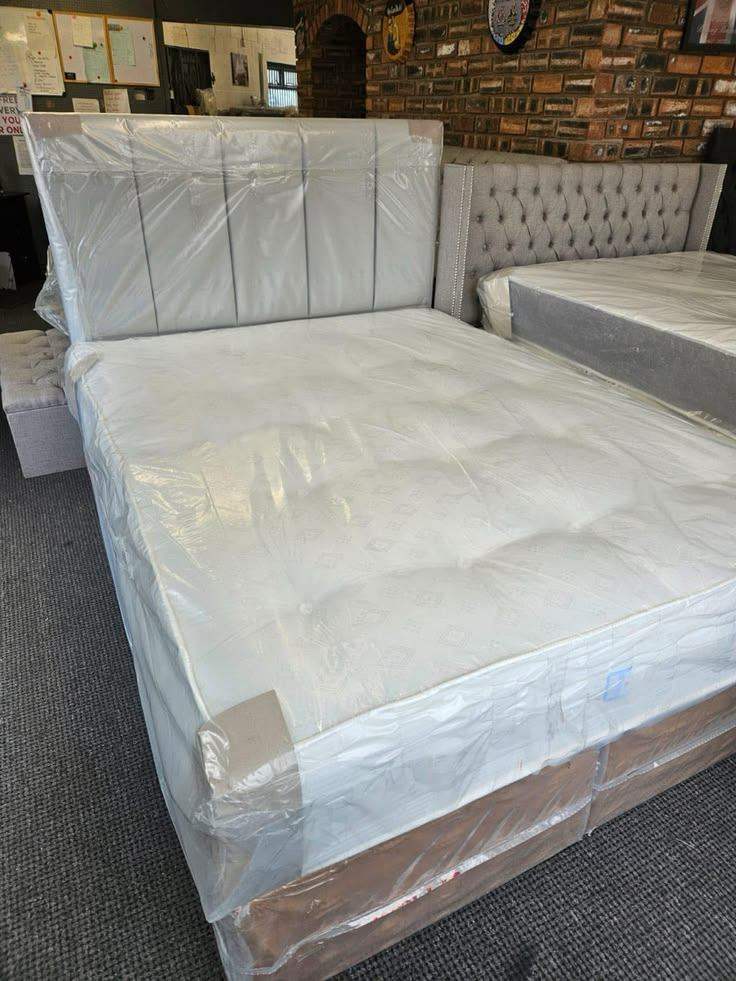 **100% GUARANTEED PRICE!**BRAND NEW-Double Divan Bed With Mattress Options-Small Double Bed