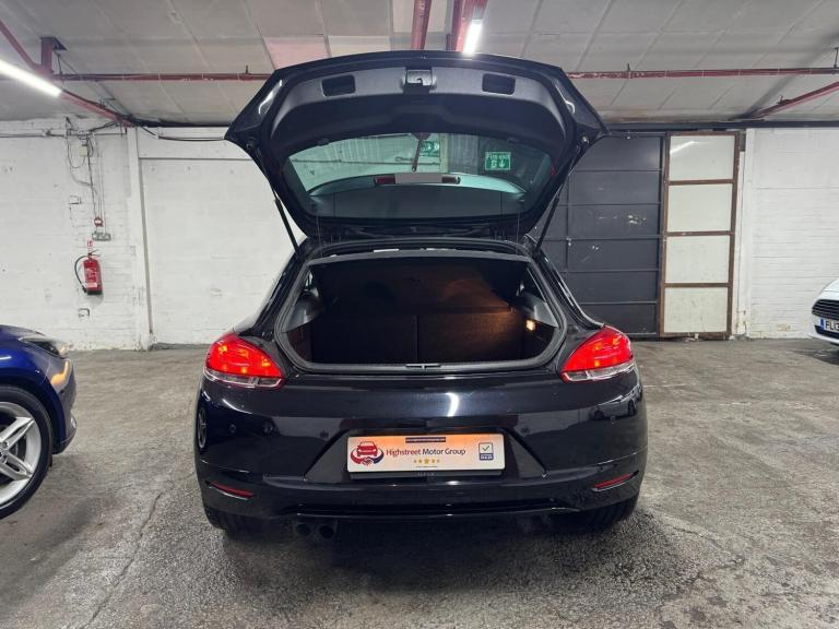 2012 Volkswagen Scirocco 2.0 TDi BlueMotion Tech GT 3dr [Nav/Leather] COUPE DIESEL Manual