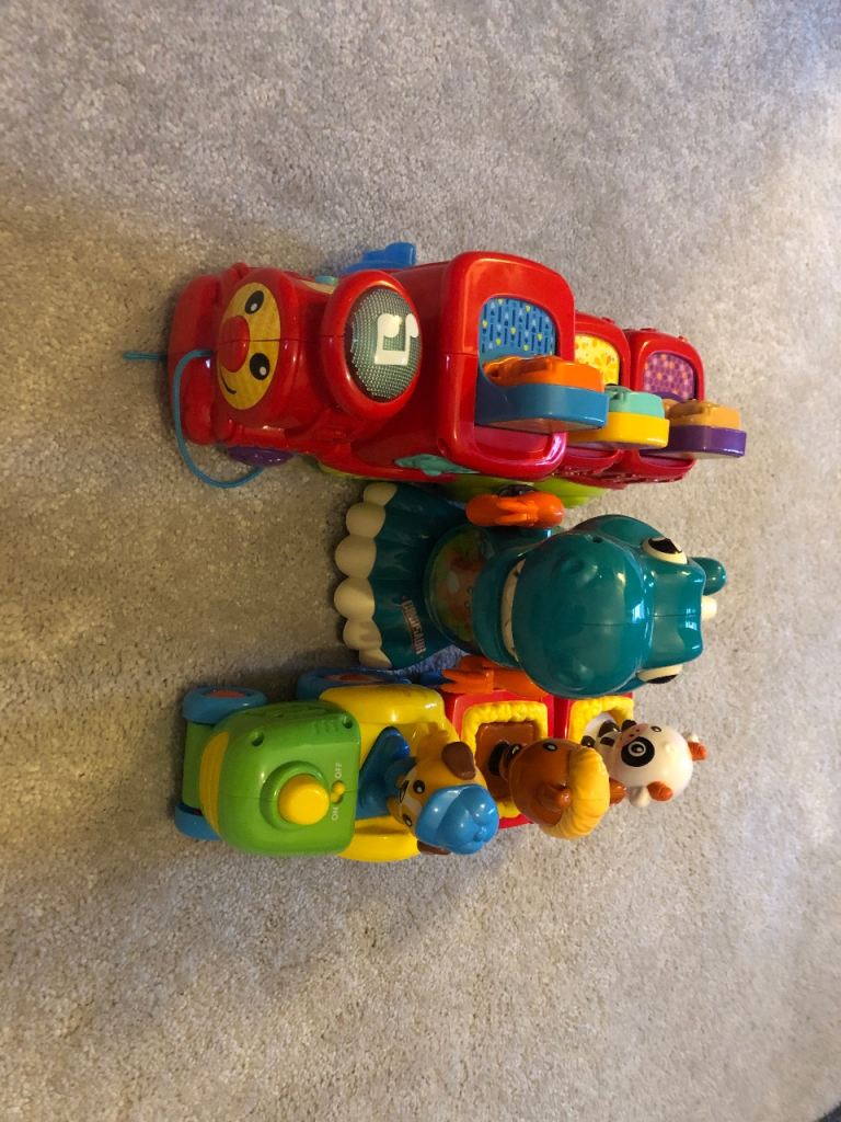 VTech Toot-Toot Animals Musical Train and Dinosaur