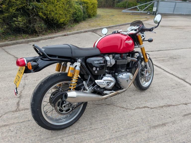 2017 TRIUMPH THRUXTON 1200 R Roadsterretro Euro 4 6K MILES