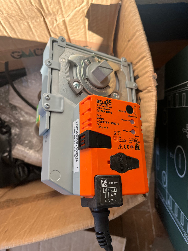GR24A-MP-R BELIMO Linear actuator With GMC R744 3 Way Port Attached NEW