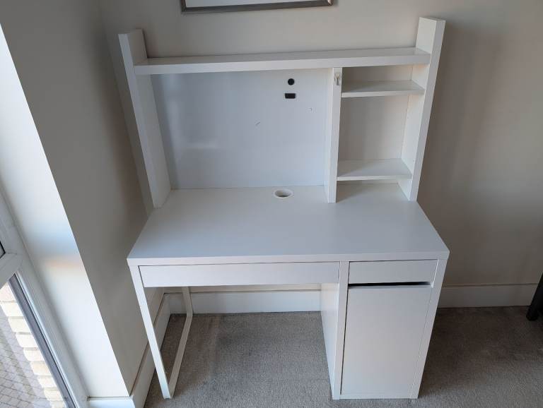 Ikea Micke desk white 