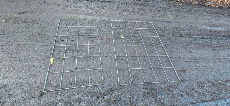 Galvinised meta trellis panels.