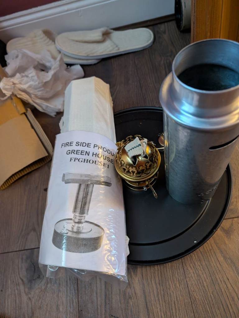 New Green house paraffin heater - free